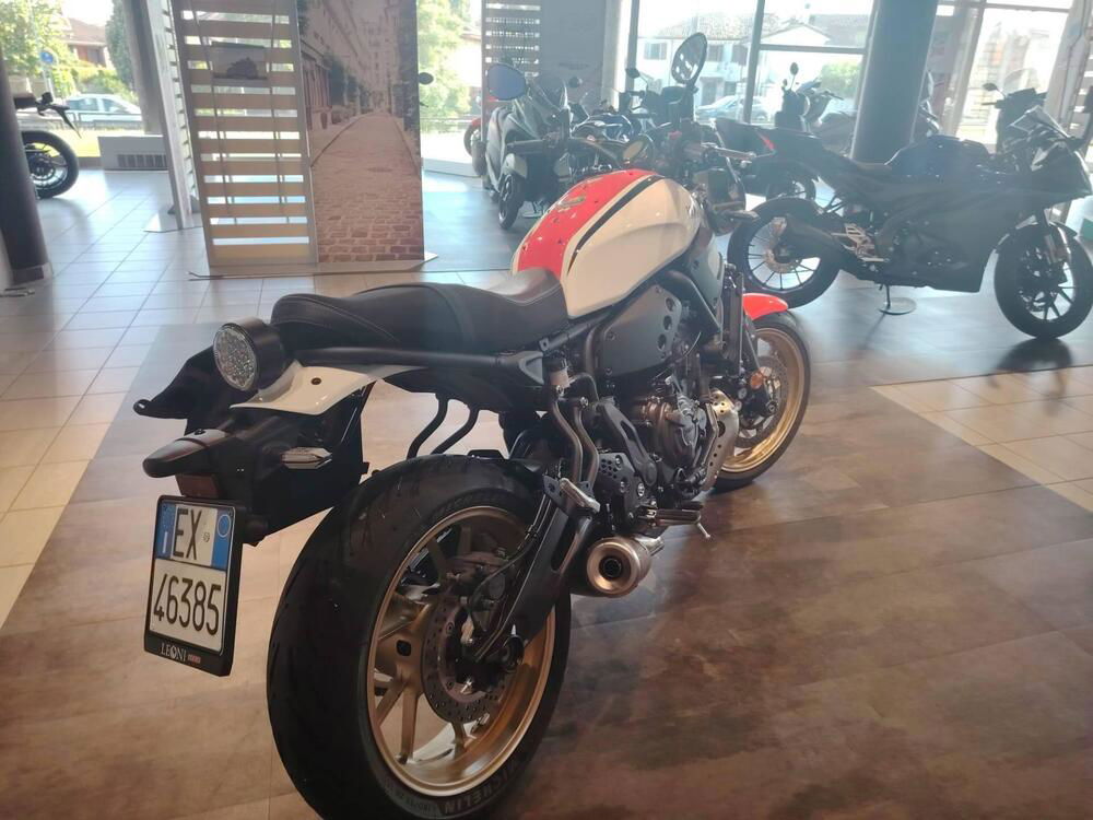 Yamaha XSR 700 (2021) (3)