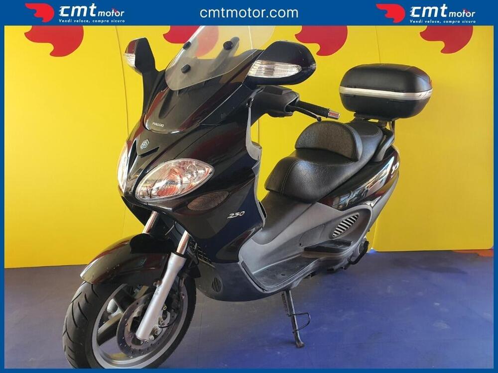 Piaggio X9 250 Evolution (2)