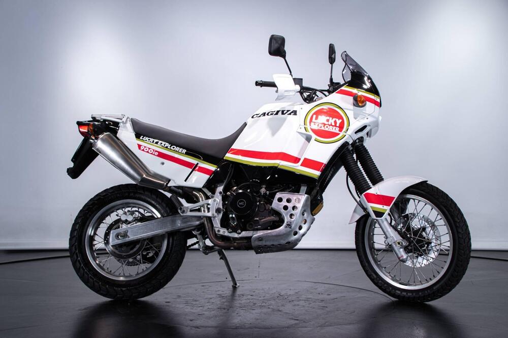 Cagiva ELEFANT 900IE LUCKY EXPLORER (2)