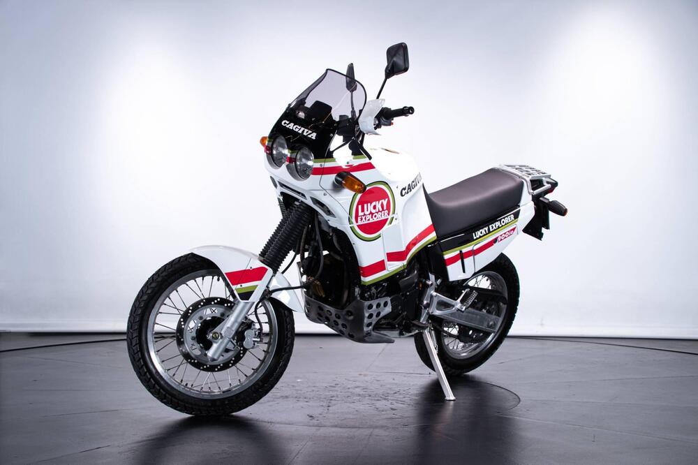 Cagiva ELEFANT 900IE LUCKY EXPLORER (3)