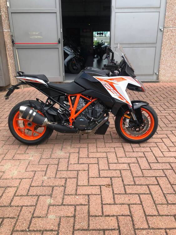 KTM 1290 Super Duke GT (2019 - 20) (3)