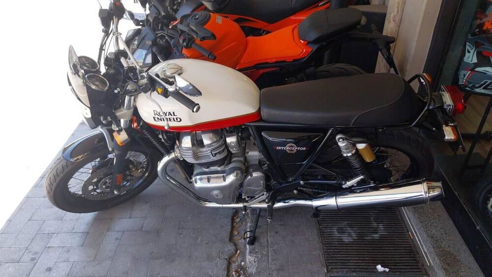 Royal Enfield Interceptor 650 (2021 - 24)