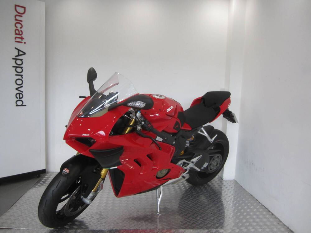 Ducati Panigale V4 S 1100 (2021) (2)