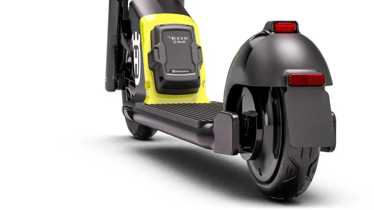 Husqvarna Skutta Skutta (2024 - 26) (10)