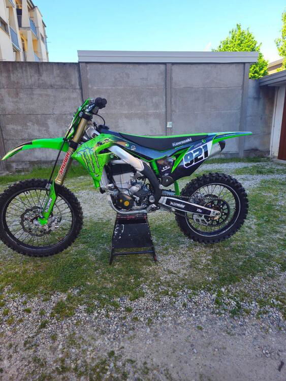 Kawasaki KX 450 F (2023)