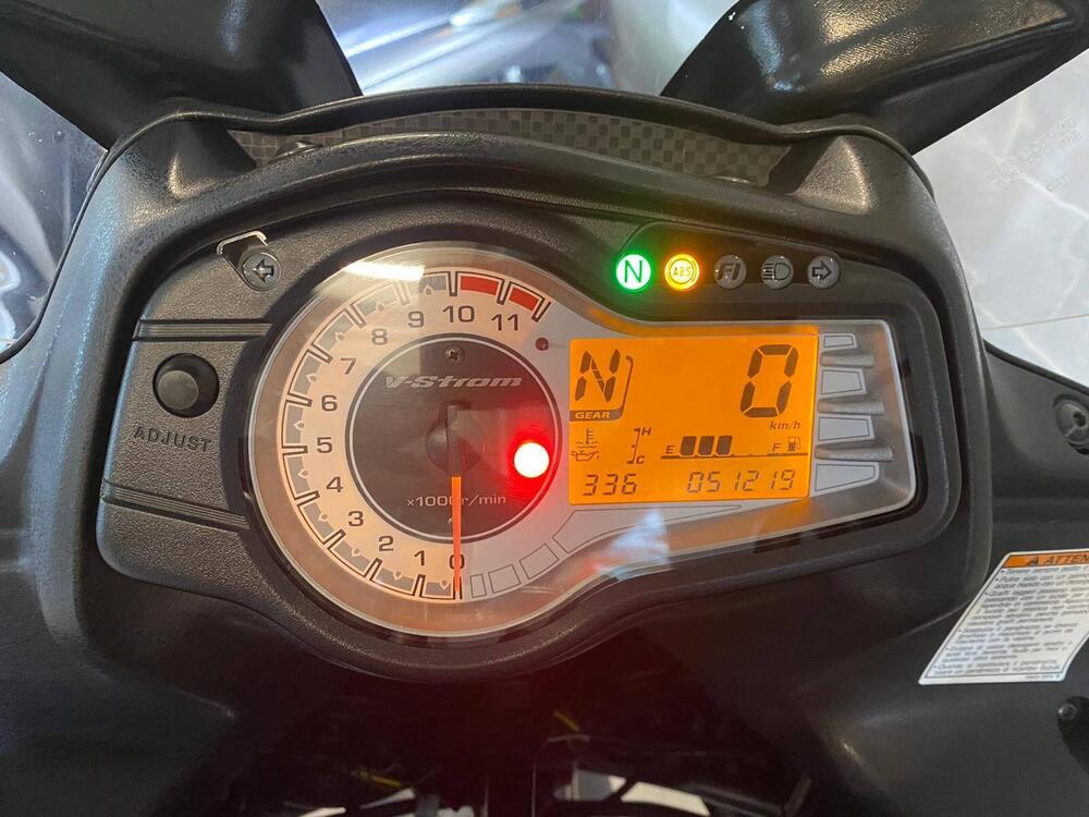 Suzuki V-Strom 650 ABS (2011 - 17) (2)