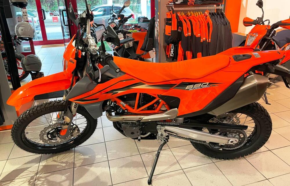 KTM 690 Enduro R (2022 - 24) (3)