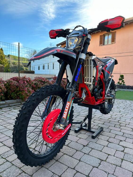 Betamotor RR 125 2T Enduro (2021) (4)