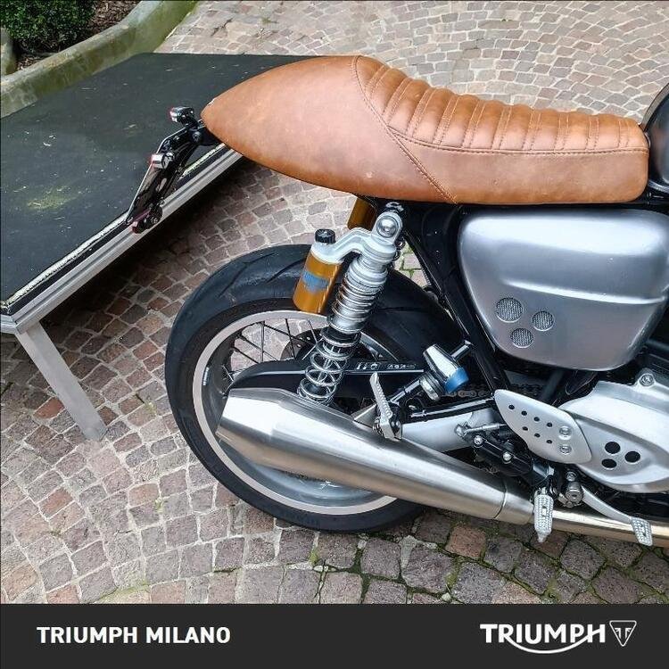 Triumph Thruxton 1200 R (2016) (2)