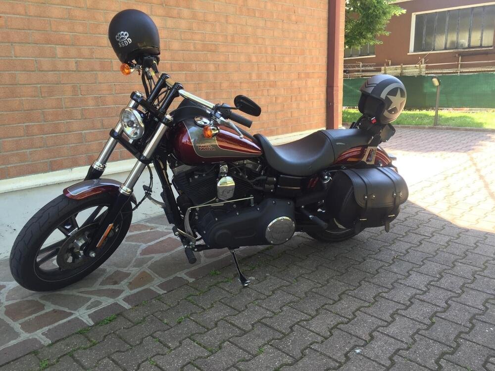 Harley-Davidson 1690 Street Bob Special (2015 - 16) - FXDB