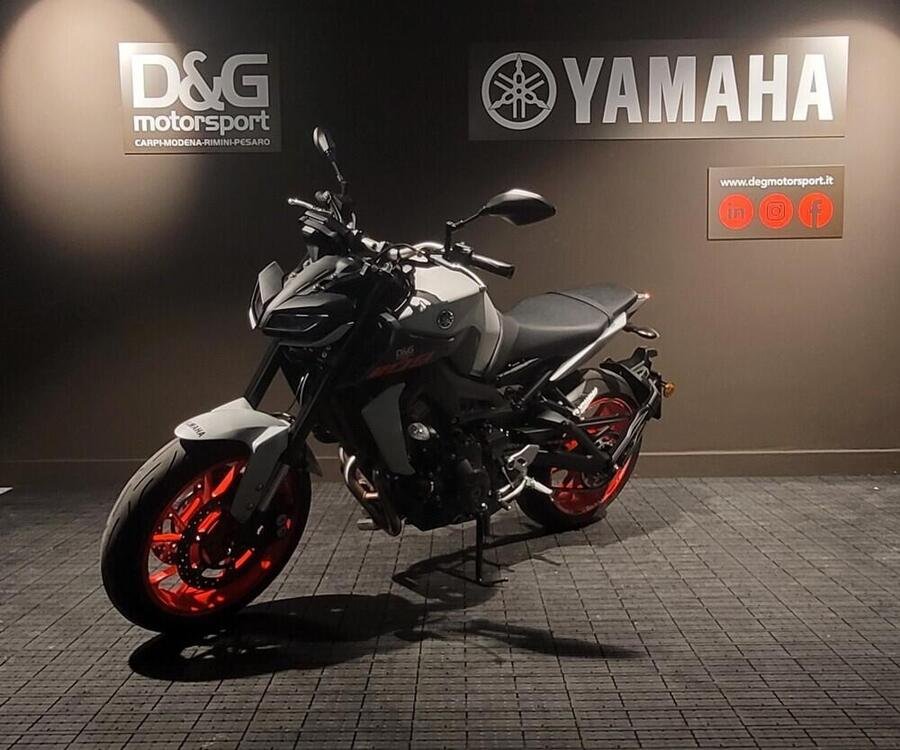 Yamaha MT-09 (2021) (2)