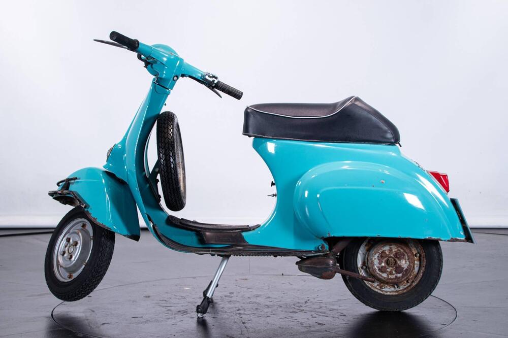 Piaggio VESPA 50 L (2)