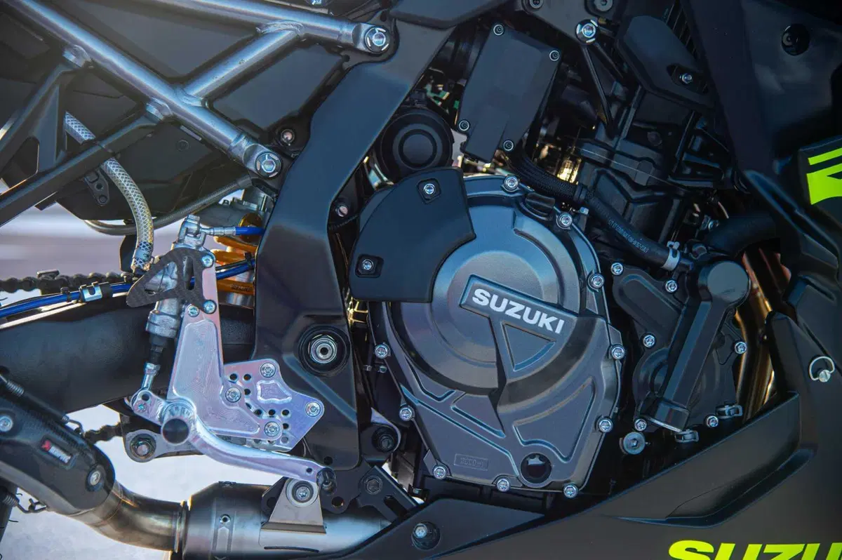 Motor Fest Suzuki: Buona la prima e arriva la GSX-8R CUP (21)