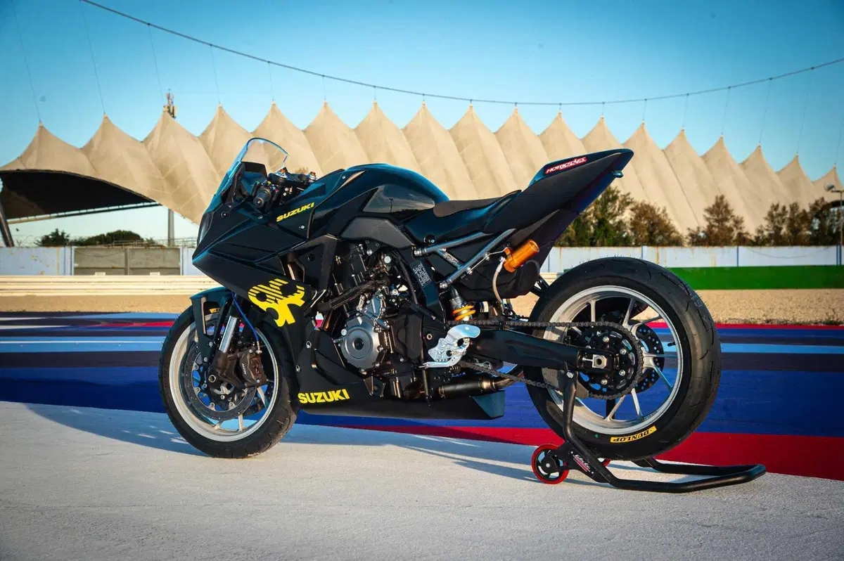 Motor Fest Suzuki: Buona la prima e arriva la GSX-8R CUP (25)