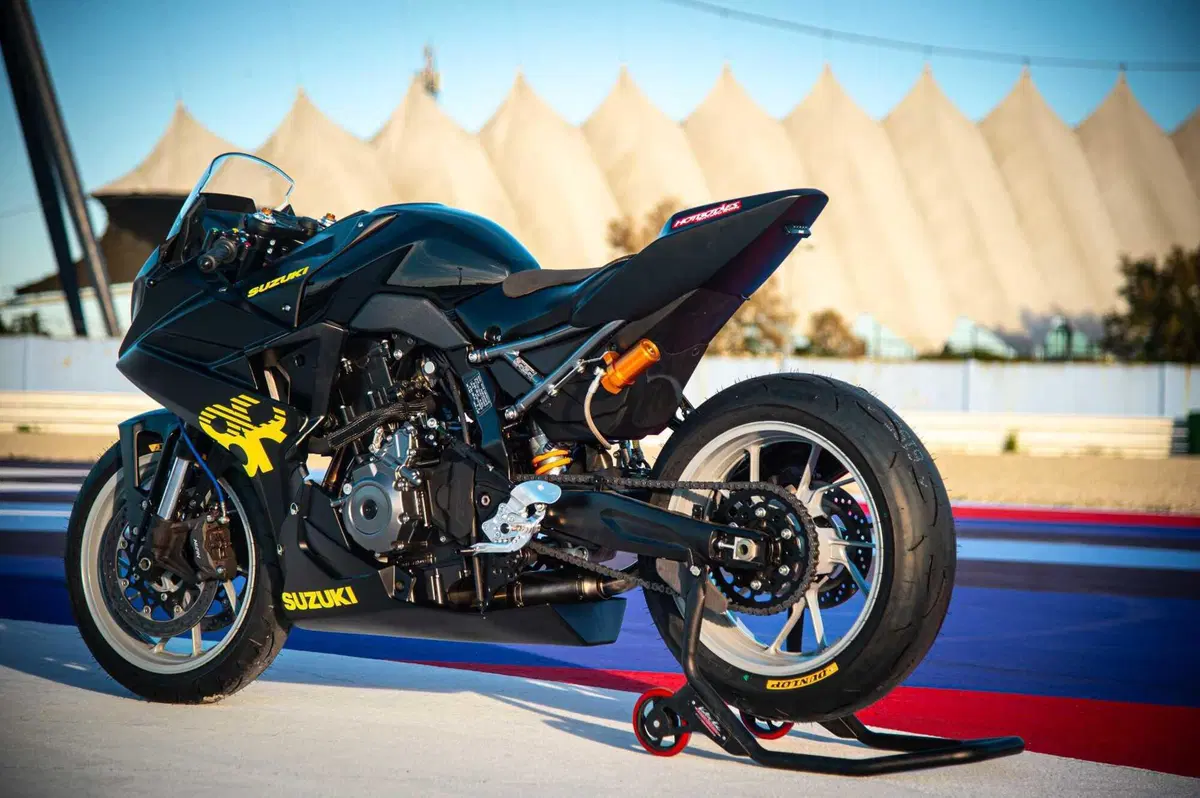 Motor Fest Suzuki: Buona la prima e arriva la GSX-8R CUP (26)