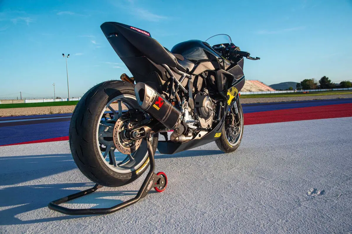 Motor Fest Suzuki: Buona la prima e arriva la GSX-8R CUP (32)