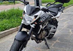 Aprilia Shiver 750 (2010 - 16) usata