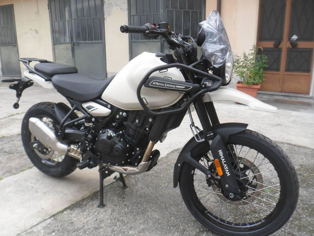 Royal Enfield Himalayan 450 (2024)