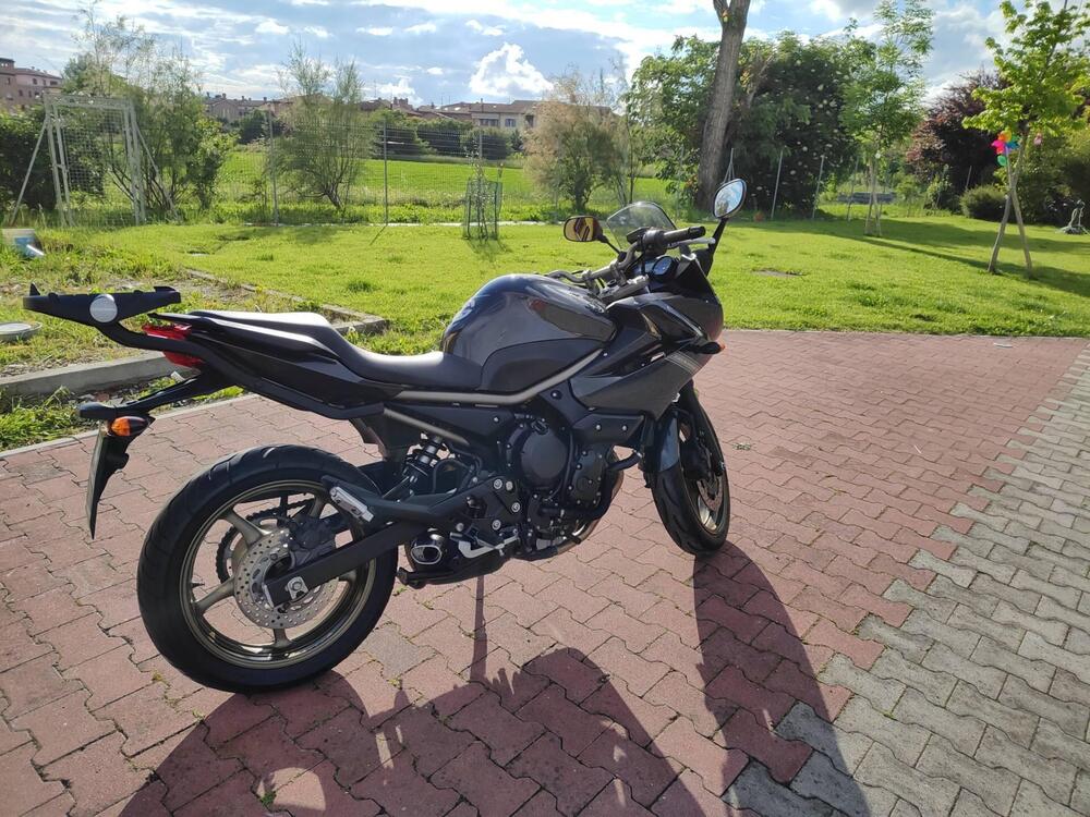 Yamaha XJ6 Diversion (2009 - 15) (2)