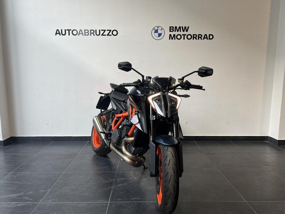 KTM 1290 Super Duke R (2020) (3)