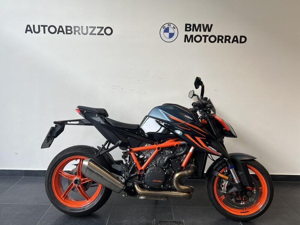 KTM 1290 Super Duke R (2020) (4)