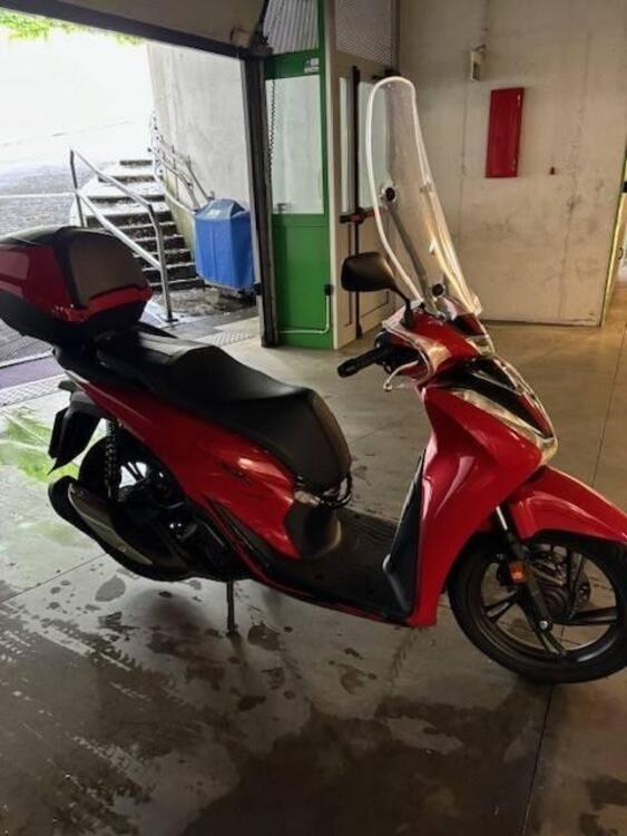 Honda SH 150i Sport (2022 - 24) (3)