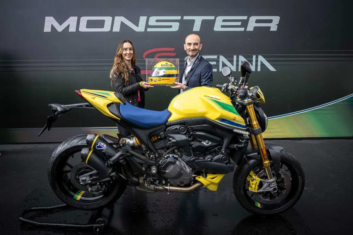 La Ducati Monster Ayrton Senna (5)