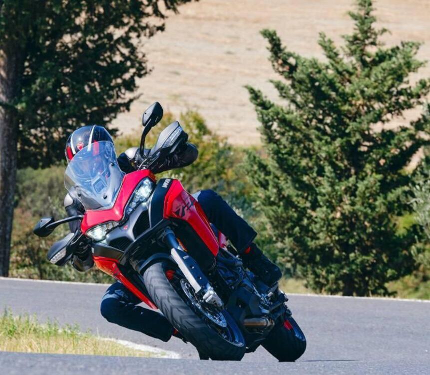 Ducati Multistrada V2 S (2022 - 24) (4)