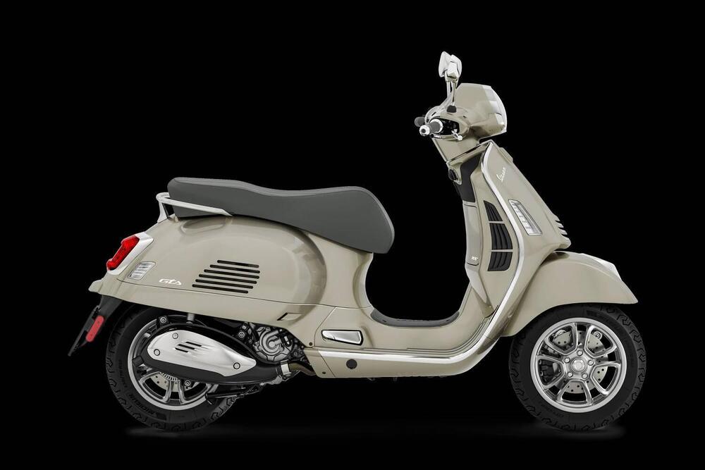 Vespa GTS 300 (2023 - 24)