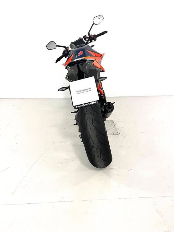 KTM 1290 Super Duke R (2021) (5)