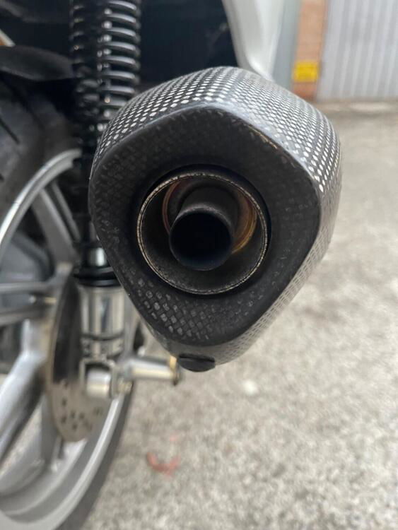 Akrapovic scarico Honda SH 300 anno 2017 solo 5000 (5)