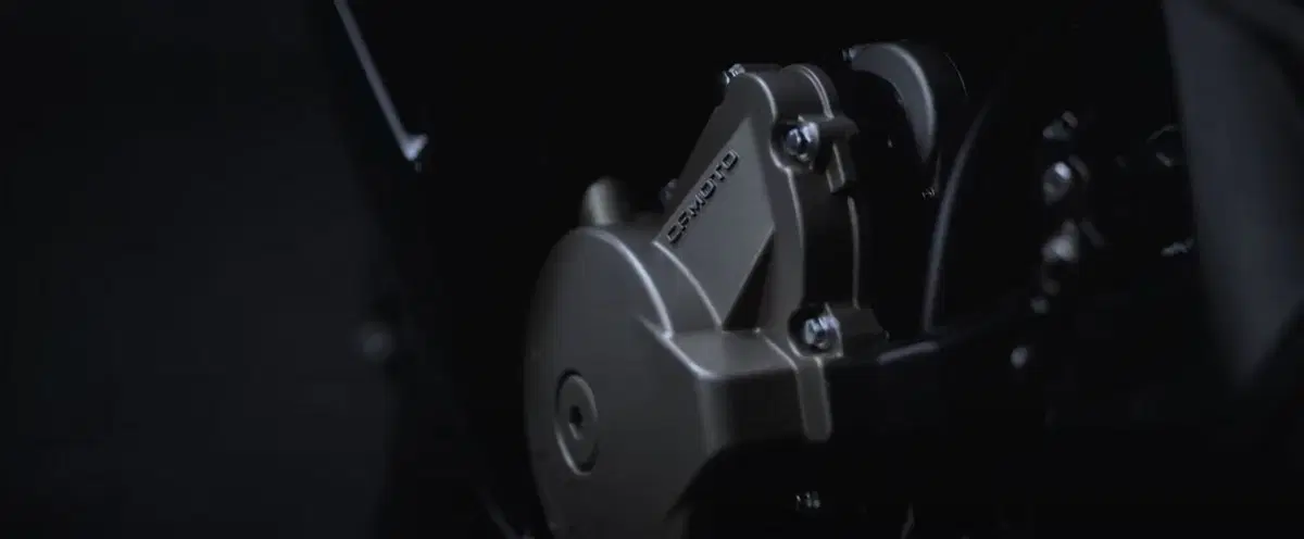 Nuova sportiva quattro cilindri in arrivo! È la CFMOTO 500SR Voom [VIDEO E GALLERY] (7)