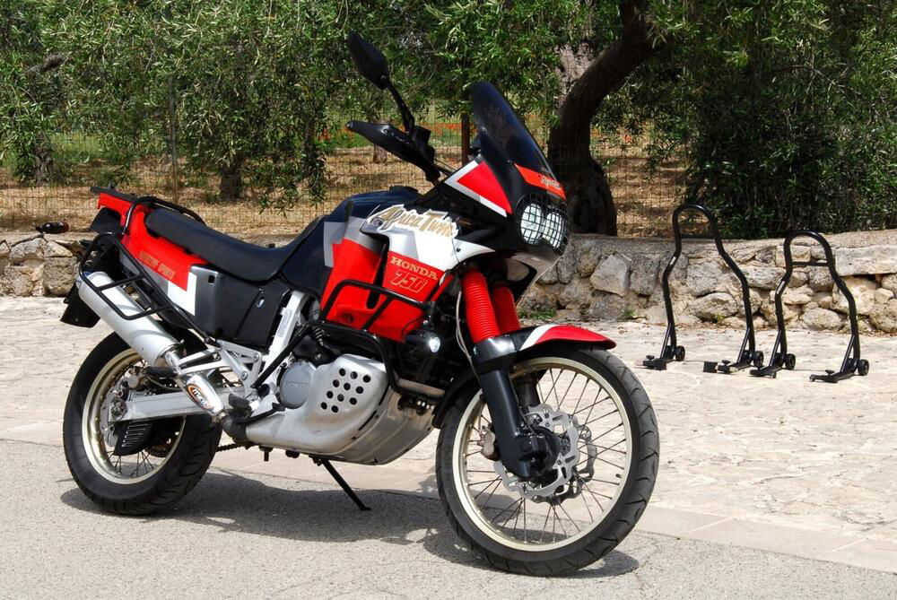 Honda Africa Twin XRV 750 (1992) (4)