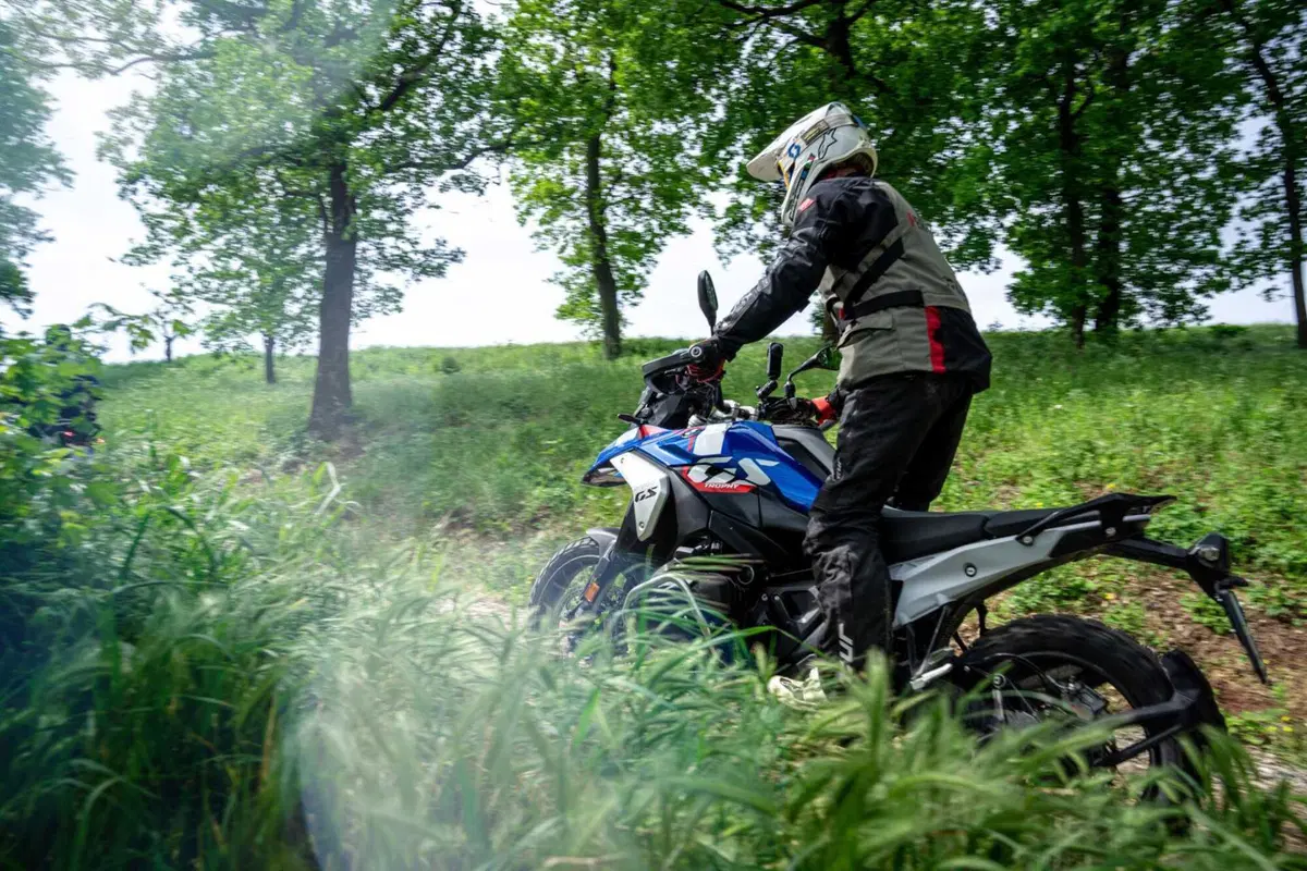 BMW R1300GS: il Team Italia la scopre e si prepara per il GS Trophy in Namibia alla GS Academy! (8)