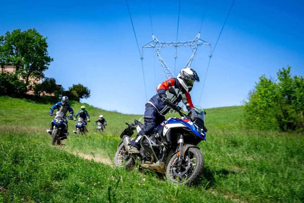 BMW R1300GS: il Team Italia la scopre e si prepara per il GS Trophy in Namibia alla GS Academy! (20)