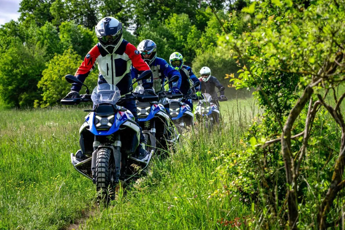 BMW R1300GS: il Team Italia la scopre e si prepara per il GS Trophy in Namibia alla GS Academy! (26)