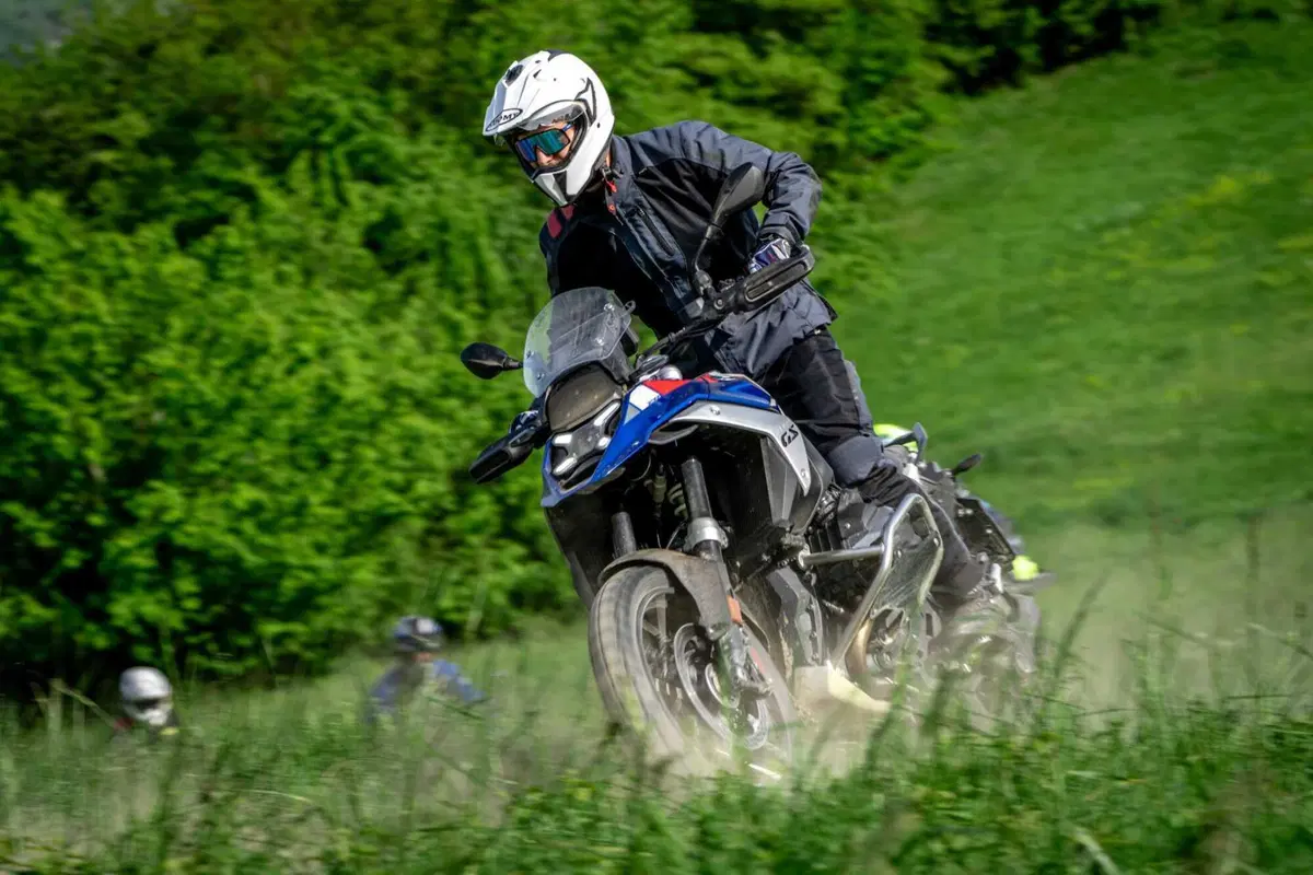 BMW R1300GS: il Team Italia la scopre e si prepara per il GS Trophy in Namibia alla GS Academy! (29)