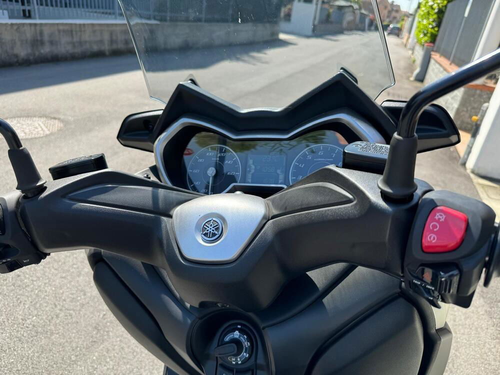 Yamaha X-Max 300 ABS (2017 - 20) (2)