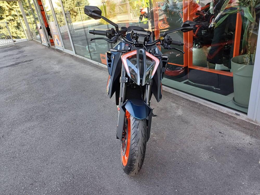 KTM 1290 Super Duke R (2022 - 23) (2)