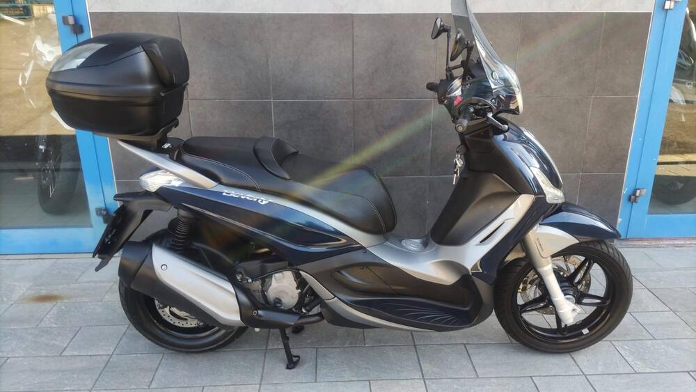 Piaggio Beverly 350 SportTouring ie ABS (2011 - 17)