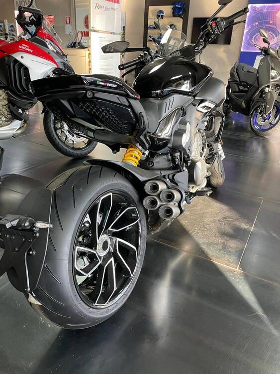 Ducati Diavel V4 (2023 - 24) (3)