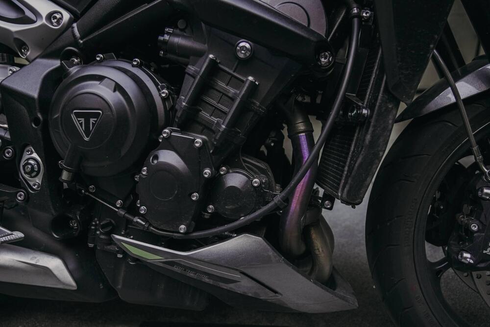 Triumph Street Triple 765 R (2023 - 24) (3)