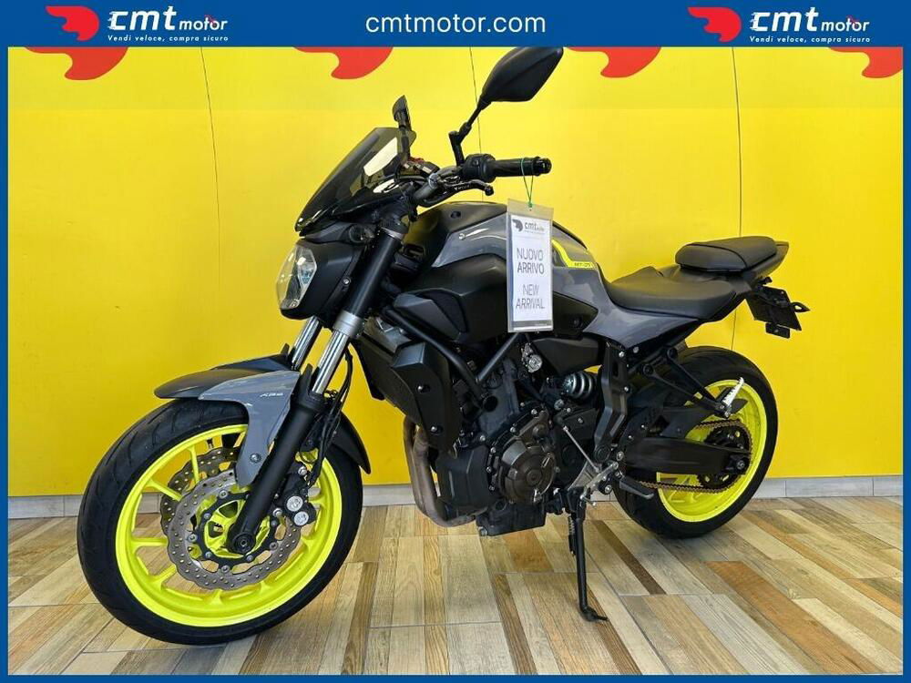 Yamaha MT-07 ABS (2014 - 16) (2)