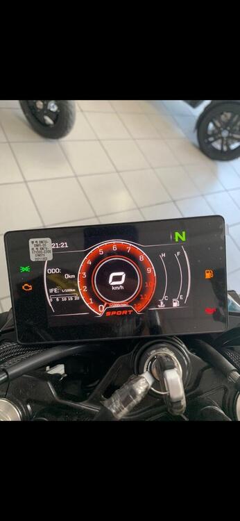 CFMOTO 650NK (2021 - 24) (5)