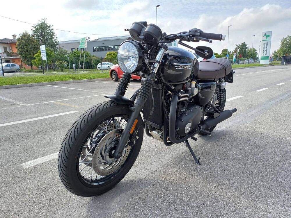 Triumph Bonneville T120 Black Stealth Edition (2024) (2)