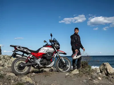 Moto Guzzi V85 TT (2024 - 26) nuova