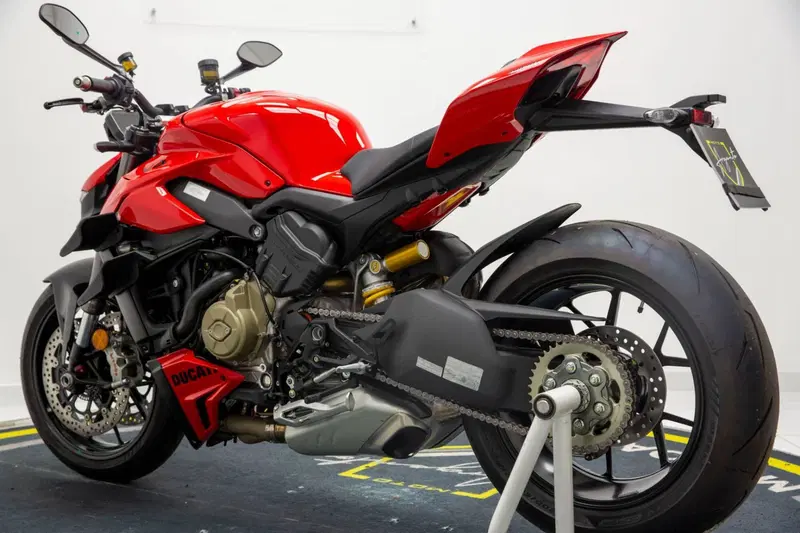 Ducati Streetfighter V4 (2023 - 24) (5)