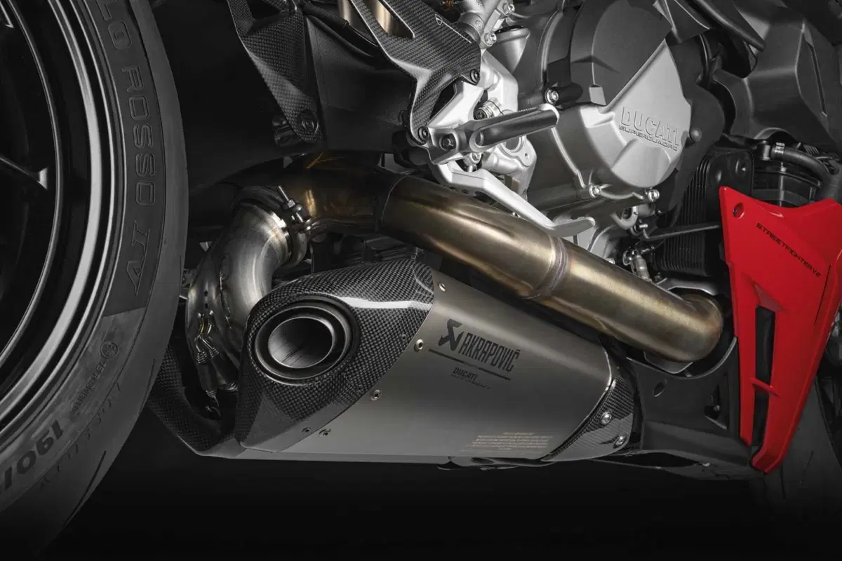Gli accessori Ducati Performance per la Streetfighter V2 (8)