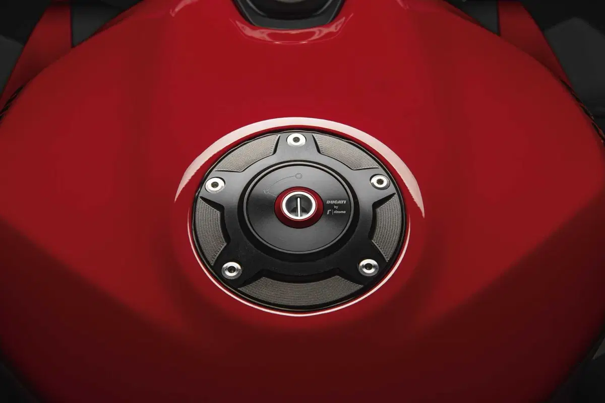 Gli accessori Ducati Performance per la Streetfighter V2 (9)