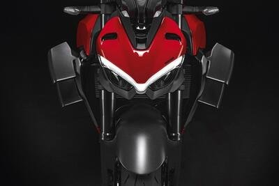 Gli accessori Ducati Performance per la Streetfighter V2
